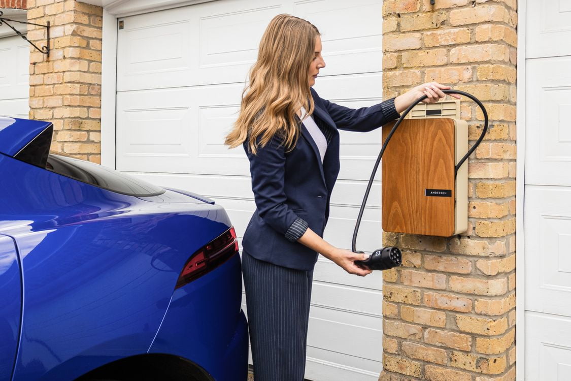 Elektrikli Araç Evde Şarj Rehberi: Wallbox Kurulumu ve Maliyeti